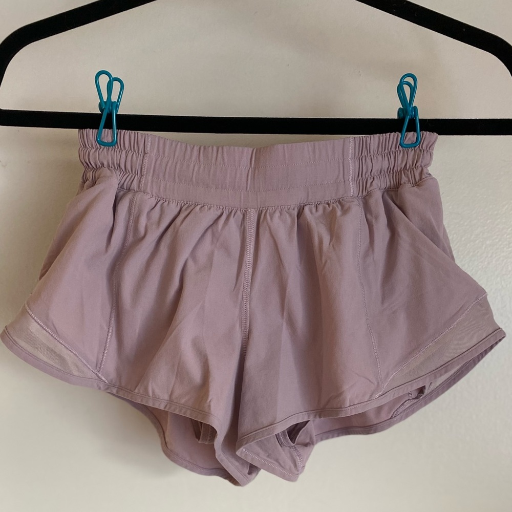 Lululemon Hotty Hot Short Low Rise 2.5”